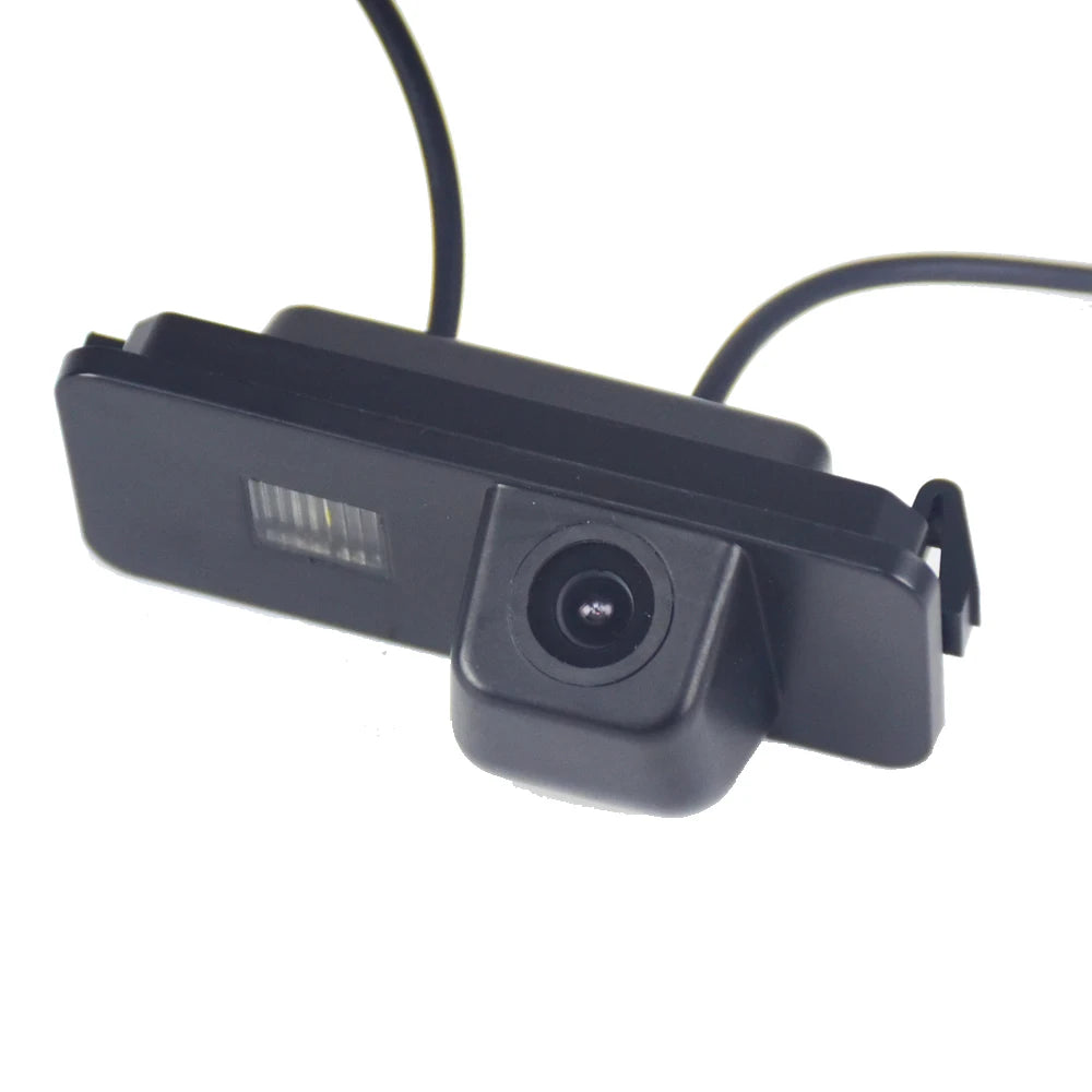 Rear View Reverse Backup Camera for VW Golf V/5, Scirocco, EOS, Lupo, Passat CC, Polo, Phaeton, Beetle & Seat