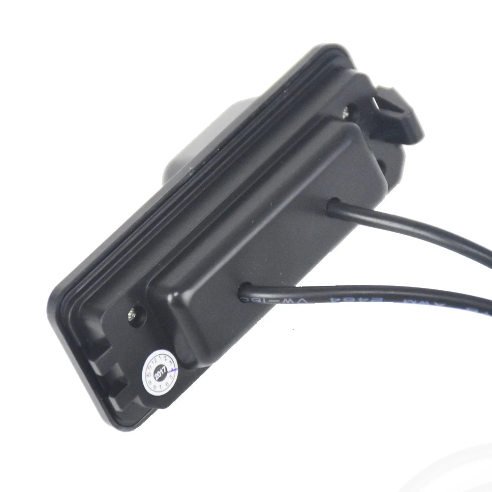 Rear View Reverse Backup Camera for VW Golf V/5, Scirocco, EOS, Lupo, Passat CC, Polo, Phaeton, Beetle & Seat