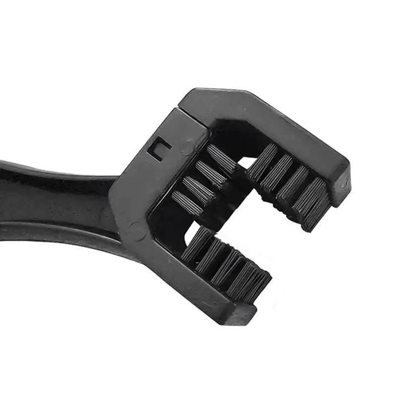 Motorcycle Chain Brush Cleaner - Universal Fit for Honda ADV150, Yamaha MT-09, BMW GS1250, Kawasaki Ninja 650, Honda NC750X